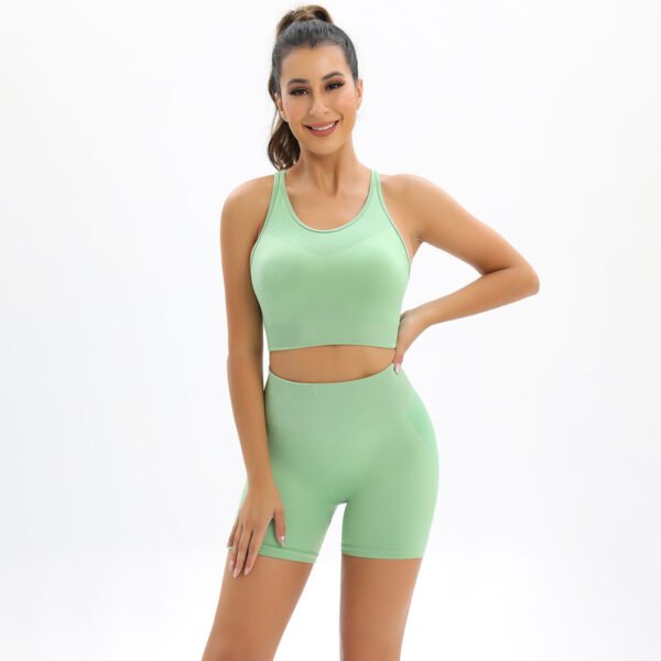 Seamless knitted back and buttocks yoga clothing suit sports running fitness clothing two-piece set